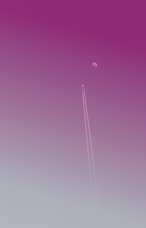 Solution No. 5 | Distant view of an airplane that seems to be heading for the Moon